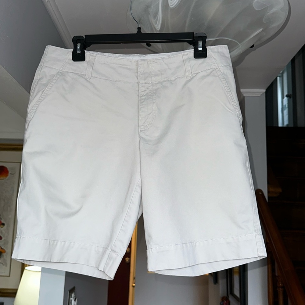 Old Navy Khaki Bermuda Shorts Sz 10